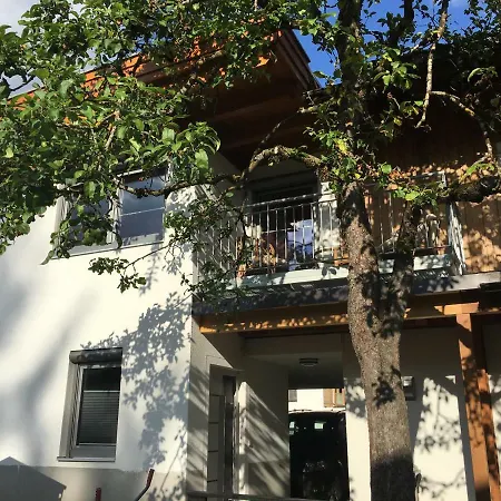 アパート Trixl ホッホフィルツェン